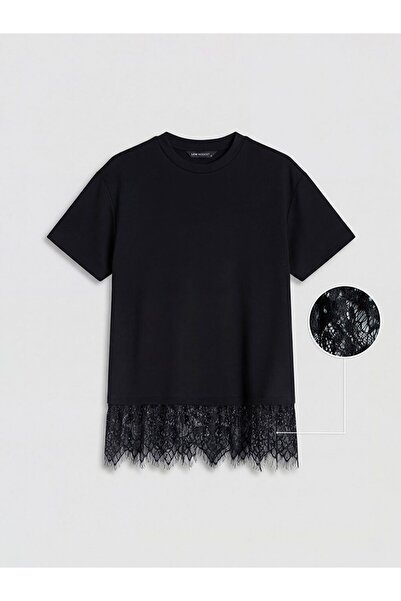 LC Waikiki تي شيرت نسائي ناعم الملمس بتفاصيل دانتيل من LCW Modest