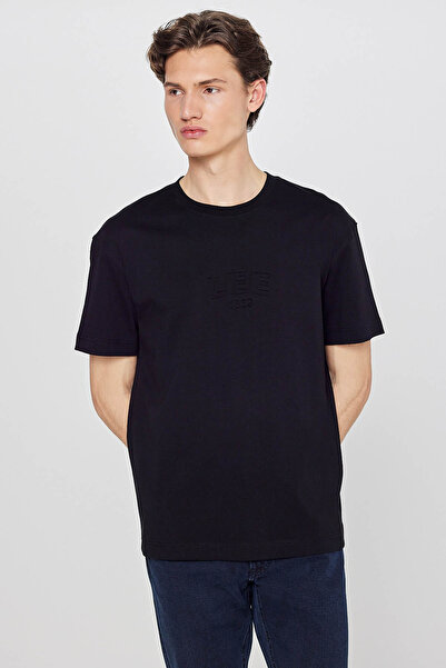 Lee Мъжка тениска със средно лого, черна L2610041001