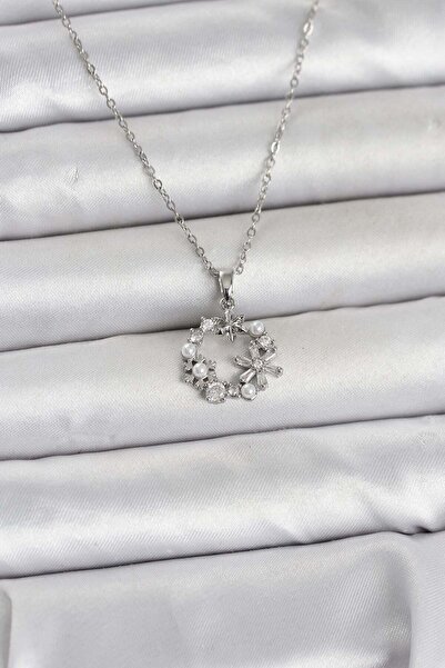 Inure Jewelry سلسلة فولاذية 316L فضية اللون مزينة باللؤلؤ على شكل زهرة موديل ...