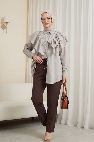 HİJABAYA Τουνίκ από ποπλίνα με οβάλ κόψιμο, λεπτομέρεια κάπας και κουμπιά