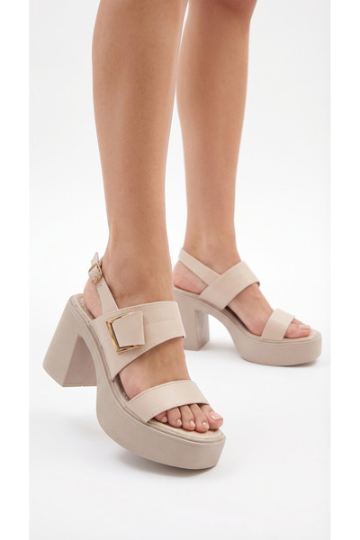 Limeo Γυναικεία καλοκαιρινά σανδάλια με ψηλό τακούνι και λεπτομέρεια με αγκρά...