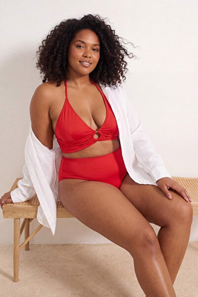 Trendyol Curve Κόκκινο μπλουζάκι μπικίνι μεγάλου μεγέθους με λεπτομέρεια δεσί...