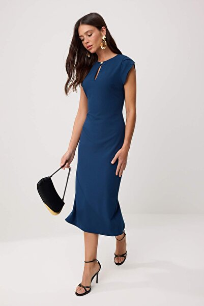 Συλλογή Trendyol Λεπτομερές αξεσουάρ Petrol, Αμάνικο Μίντι Εύκαμπτο Υφαντό Φό...