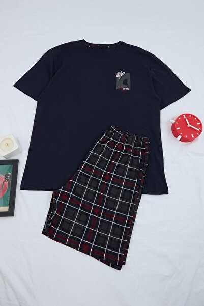 Trendyol Kollektion Große Größe, marineblau, regulär geschnittenes, kariertes...