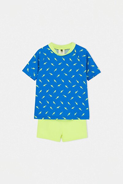 TRENDYOLKIDS Σετ σορτς και μπλούζα για αγόρια σε μπλε ναυτικό σχέδιο TKDSS26D...