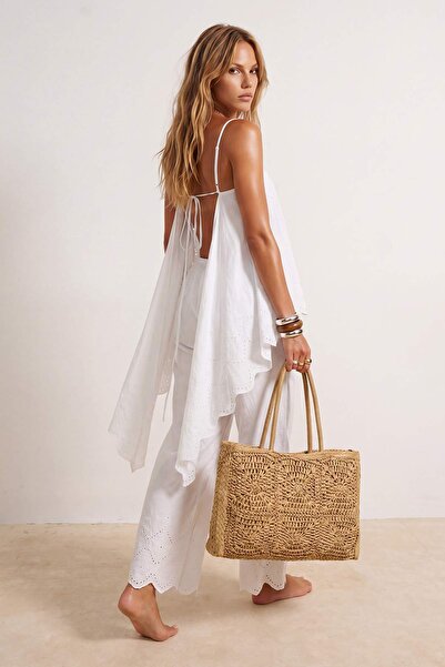 Συλλογή Trendyol Λευκό υφαντό κεντημένο σετ μπλούζας και παντελονιού Κάπρι πα...