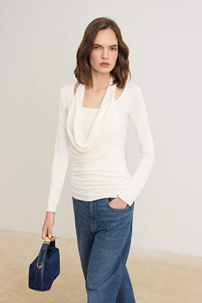 Συλλογή Trendyol Εκρού Μαλακή Πλεκτή Μπλούζα με Μακρύ Μανίκι και Κορδόνι στο ...