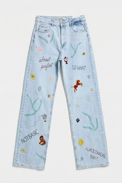 it's basic Women's Ice 3S6-100 Straight Fit Special Figure Embroidered Design Denim Jean