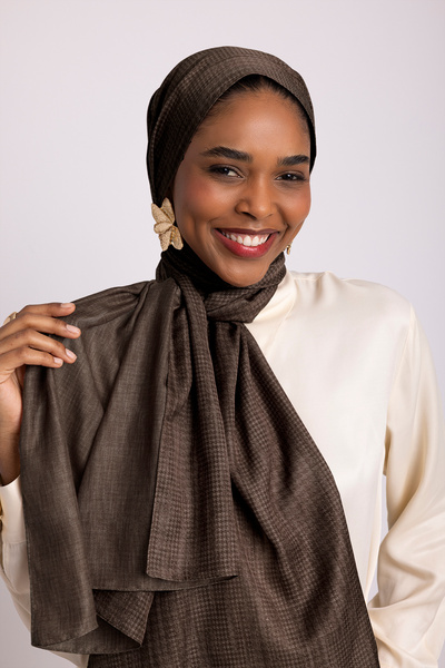 Ayshara Aura Με μονογραμματικό σχέδιο Διπλής όψης Σάλι - Καφέ