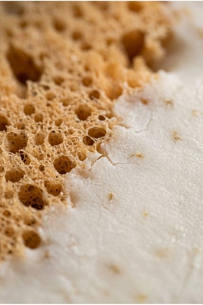 Sabuncu Hacı Donkey Milk (Helps Repair Sunken and Strawberry Legs) Natural Sponge Soap 130-140 Gr