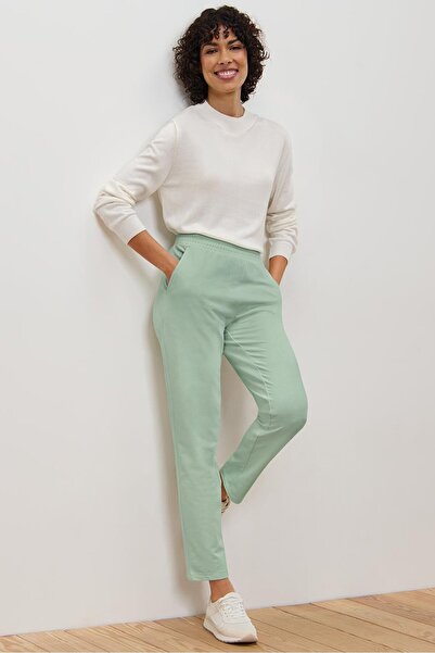Tchibo Women Solid Stretchable Jogger Pants, Light Green