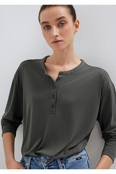 Mavi Khakifarbenes Modal-Mix-T-Shirt mit normaler Passform 1613772-71553