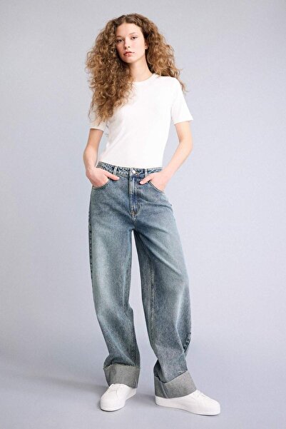 DeFacto 100% Βαμβάκι Baggy Fit Τζιν παντελόνι με ψηλόμεσο διπλωμένο πόδι E915...