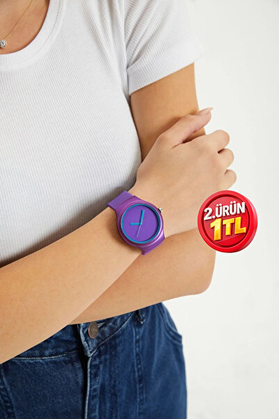 Women's Silicone Wrist Watch in Purple
