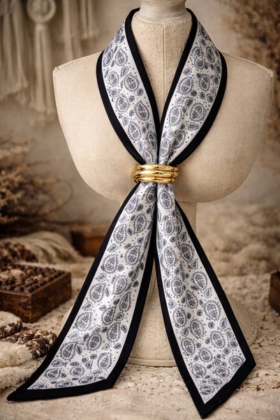 Markiz Takı Black White Gold Buckled Thin Scarf