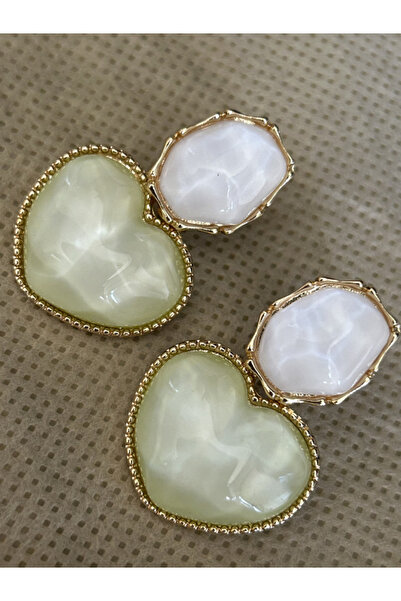 Butik Kalp Formlu Renkli Taşlı Bijuteri Kadın Küpe, Gold Renk, Parlak Beyaz Ü...