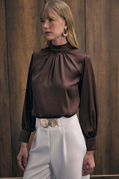 Sateen Σατέν μπλούζα με λεπτομέρεια στο γιακά - Καφέ