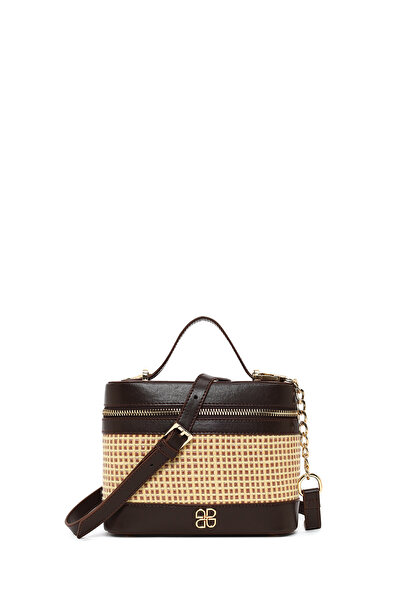 Derimod Γυναικεία τσάντα χιαστί με μακρύ λουράκι σε καφέ χρώμα, με στάμπα, μί...