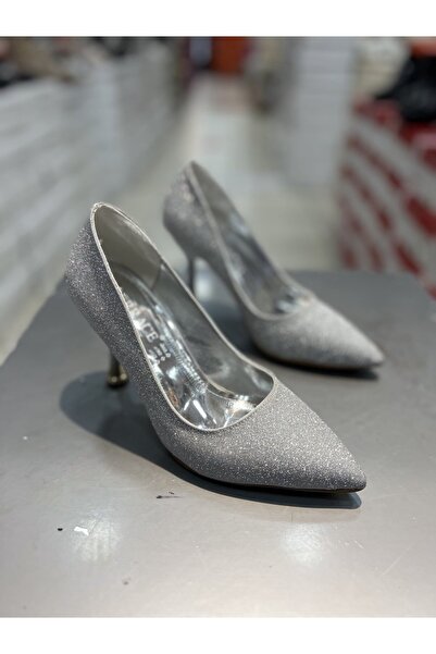 Hacıoğlu Ayakkabı Γυναικεία κομψά παπούτσια με τακούνι Serrace Sand Glitter