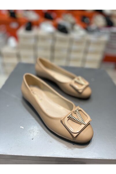 Hacıoğlu Ayakkabı Γυναικείες κομψές μπαλαρίνες με αγκράφα Hco