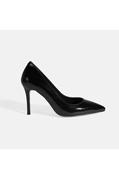 Desa Kadın Siyah Rugan Deri Stiletto