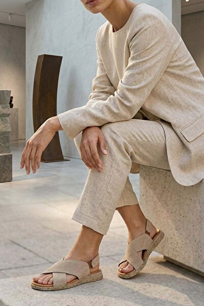 Stilbagshoes LORNA ÇAPRAZ BANTLI HAKİKİ DERİ SÜET KADIN SANDALET BEJ