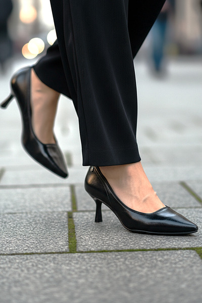 Zelia Flexible Soft Anti-Slip Sole (4 cm) Women's Black Spring Heel Shoes