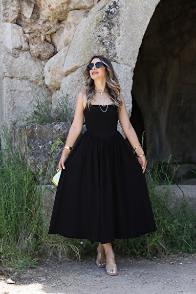 bytugcekaya Μαύρο λινό φόρεμα με λαιμόκοψη