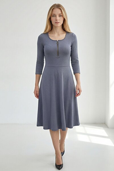 bacc Γκρι φόρεμα με φερμουάρ στο στήθος, λεπτομερής λεπτομέρεια στη φούστα κα...