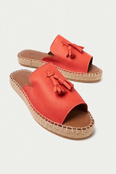 Mubiano Γυναικείες παντόφλες Espadrille από γνήσιο δέρμα 605-ORJ με φούντες π...