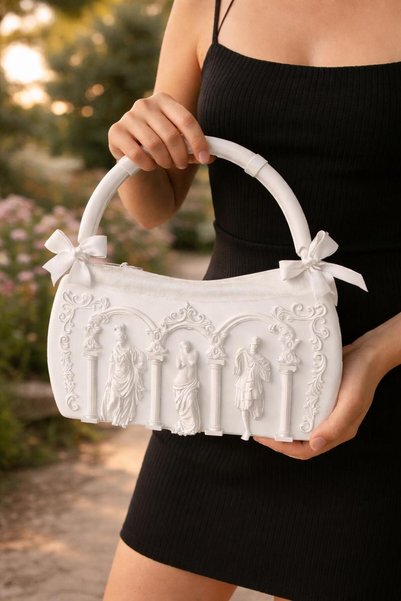 tigea accessories Premium Antique Period 3D Lux Women's Handbag (Plastic)