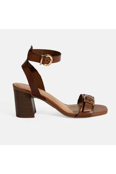 Desa Γυναικεία δερμάτινα πέδιλα με ρυθμιζόμενη πόρπη με τακούνι