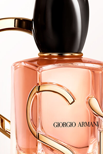 🌸 Giorgio Armani Si Parfüm ile Kendinizi Şımartın!