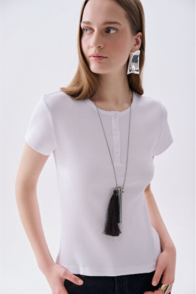 Mudo Women's White Buttoned Crew Neck T-Shirt