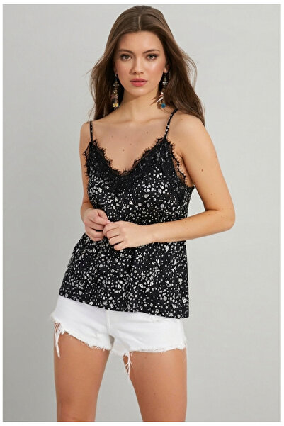 NEW JOURNAL Γυναικεία μπλούζα αθλητικού τύπου με δαντέλα σε μαύρο-εκρού με λε...