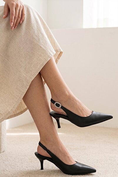 Modezya Γυναικεία παπούτσια με τακούνι Melissa Black Matte με λεπτομέρεια στη...