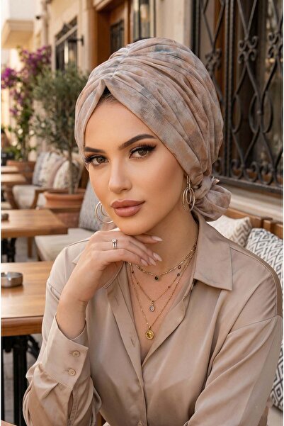 Aişe tesettür Εκρού μαρμάρινο μπόνε με αγκράφα από αφρό