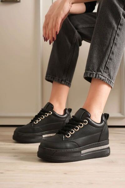 Belinora Γυναικείο αθλητικό παπούτσι με μαύρη σόλα και κρυφό τακούνι TR04MS01D