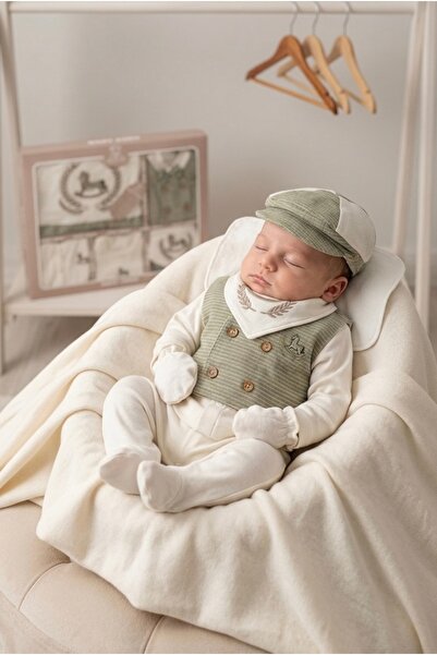 HSCO Horse Pattern 10-Piece Newborn Gift Baby Set Hospital Release - 100% Cot...