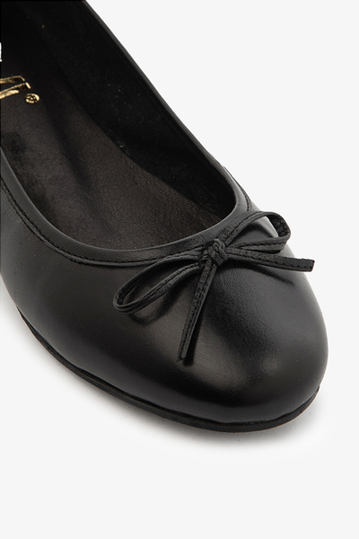 SAYL Black Genuine Leather Women's Ballerinas with Bow Detail