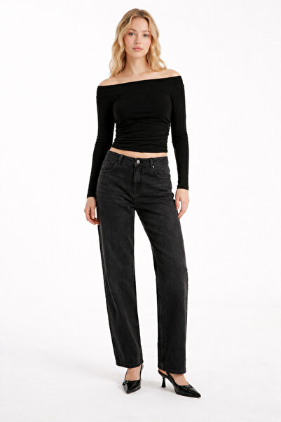 Kallisto Μαύρη μπλούζα με μακρυμάνικο γιακά ντραπέ Modal