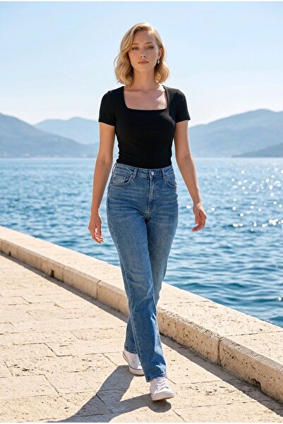 hies Ultra Flexible Lycra Double Layered Square Collar Black Color Women's Bl...