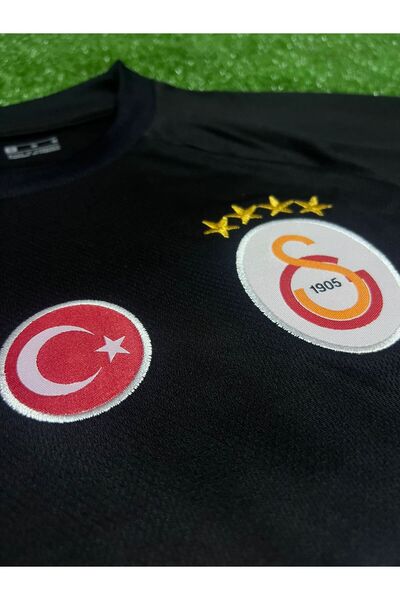 Quaxram İsimsiz Gâlâtâsâray 6 Şubat Deprem Anısına Ait Yetişkin Futbol Formas...