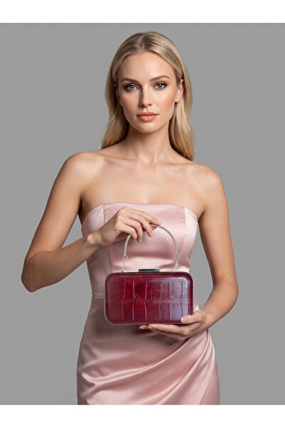 Biçanta Βραδινή τσάντα για γυναικείο φόρεμα σε μπορντό χρώμα με ασημί λεπτομέ...