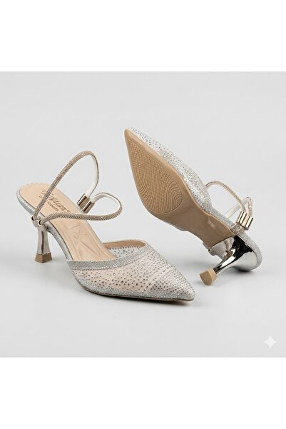 KİNDEP (Özmaçan) Women's Closed-Toe Heeled Shoes with Drop Stone Detail Silver