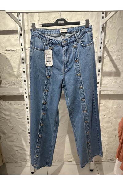 Neva Düğme Detay Kot Pantalon