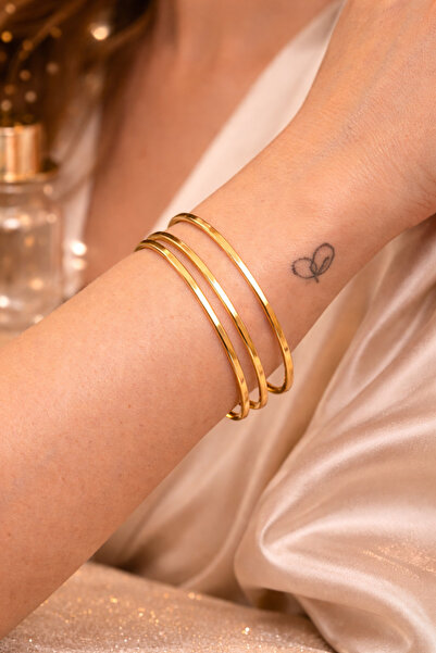 Sylvera Shop 3-Piece Ajda Model Steel Thin Bracelet Set (Gold Color)