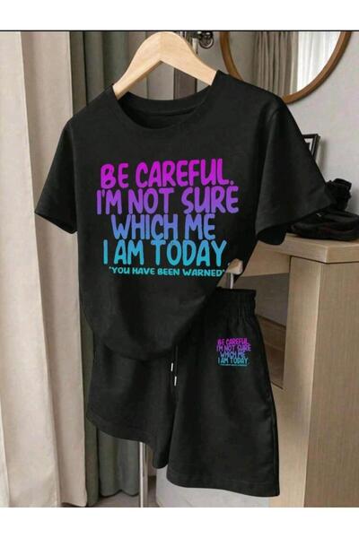 DİVİN ΠΟΛΥΧΡΩΜΟ Σετ μπλουζάκι και σορτς με στάμπα, μαύρο μπαρτικ σορτς