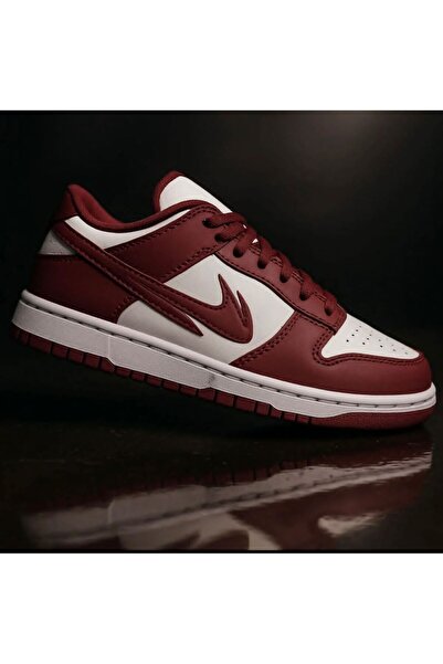 madam gold ντανκ λόου) " or  "ντανκ λόου " (dunk low) " is a common way to tr...