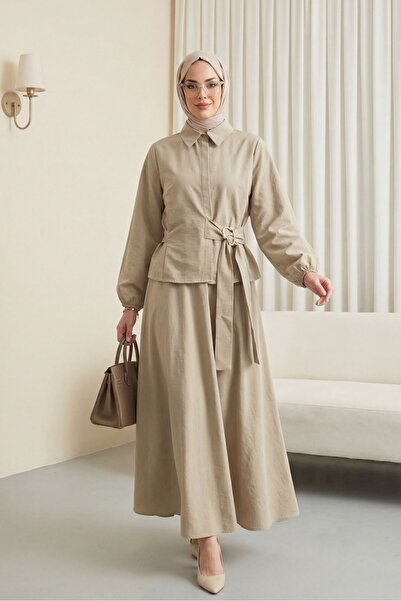 Modamorfo Cupra suit with elasticated sleeves, side ties, and hidden buttons ...